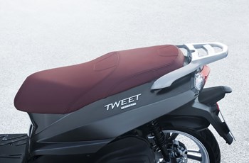 Peugeot Tweet 125 2015 - Bild 15